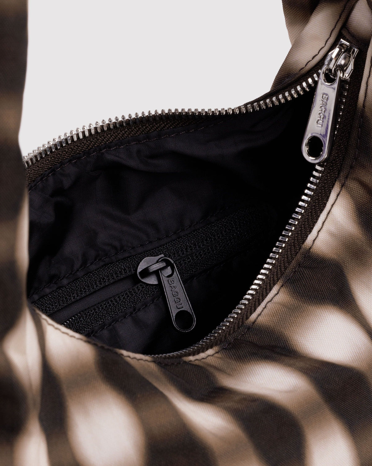 SMALL NYLON MERINGUE BAG - US 1468