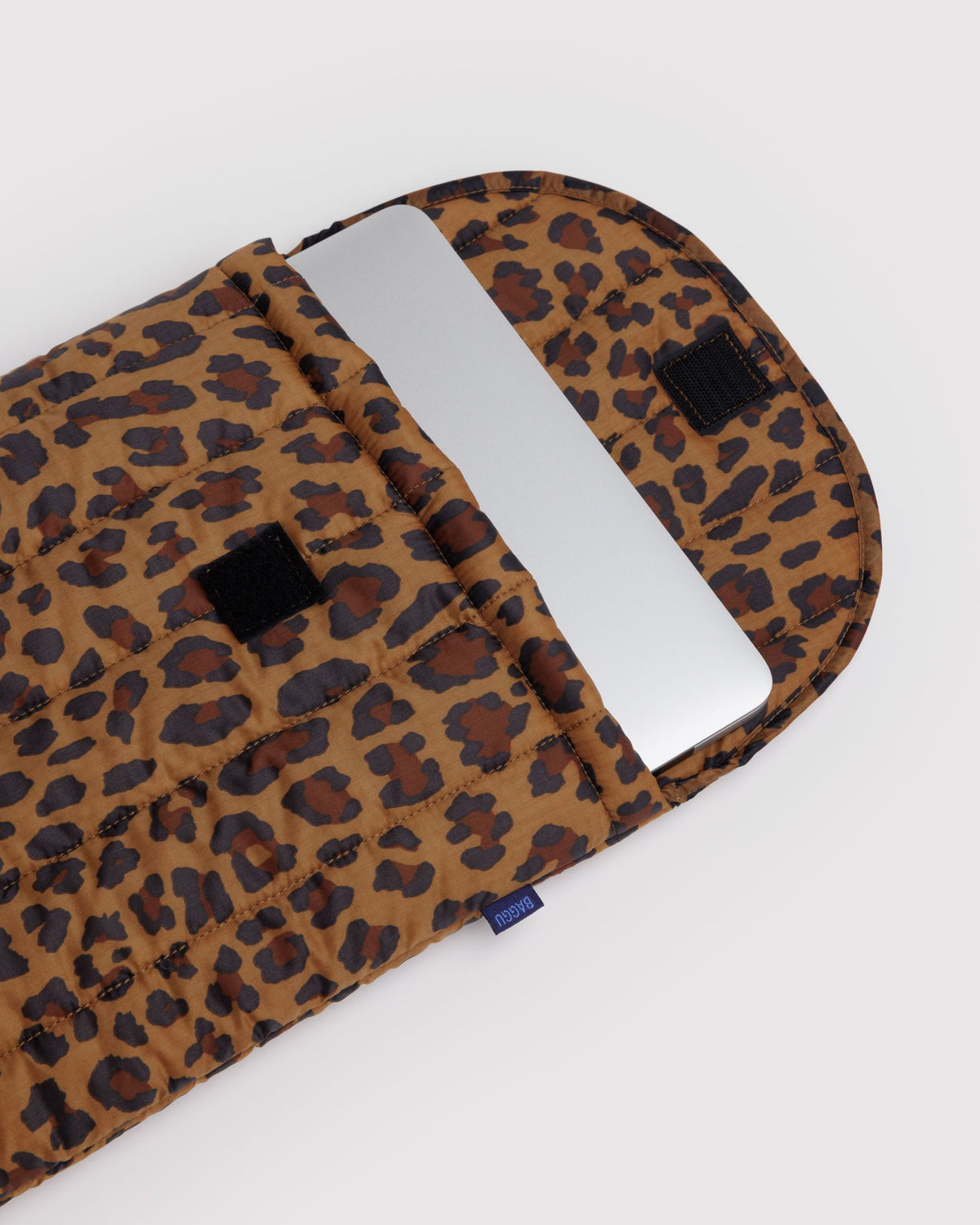 PUFFY LAPTOP SLEEVE 16" - US 7906