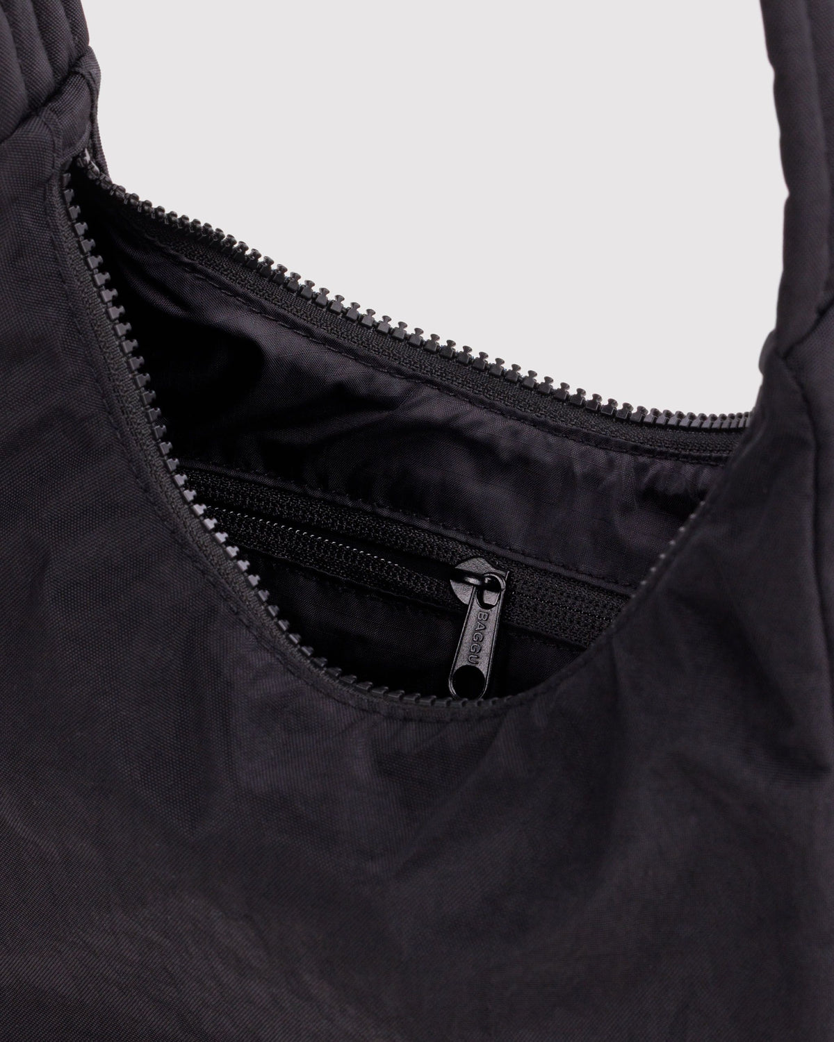MINI NYLON SHOULDER BAG - US 9905