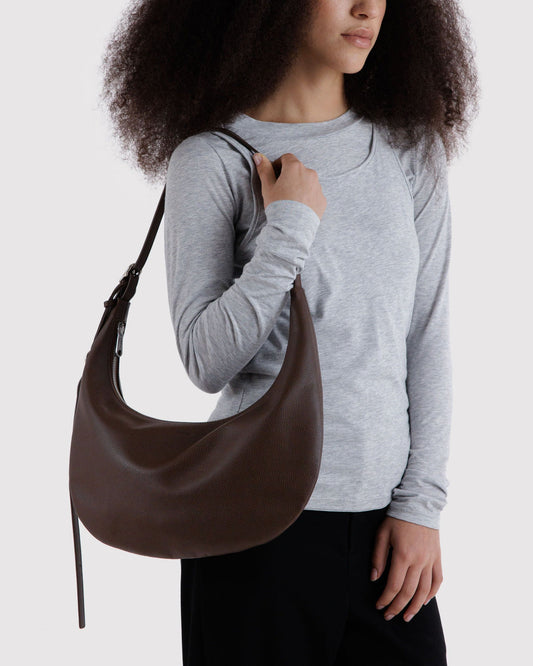 MEDIUM RECYCLED LEATHER FLAT CRESCENT - US 1824