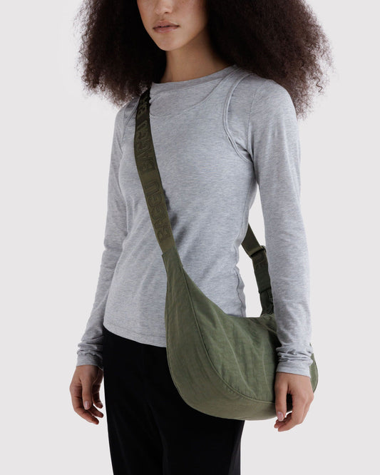 MEDIUM NYLON CRESCENT BAG - US 1126