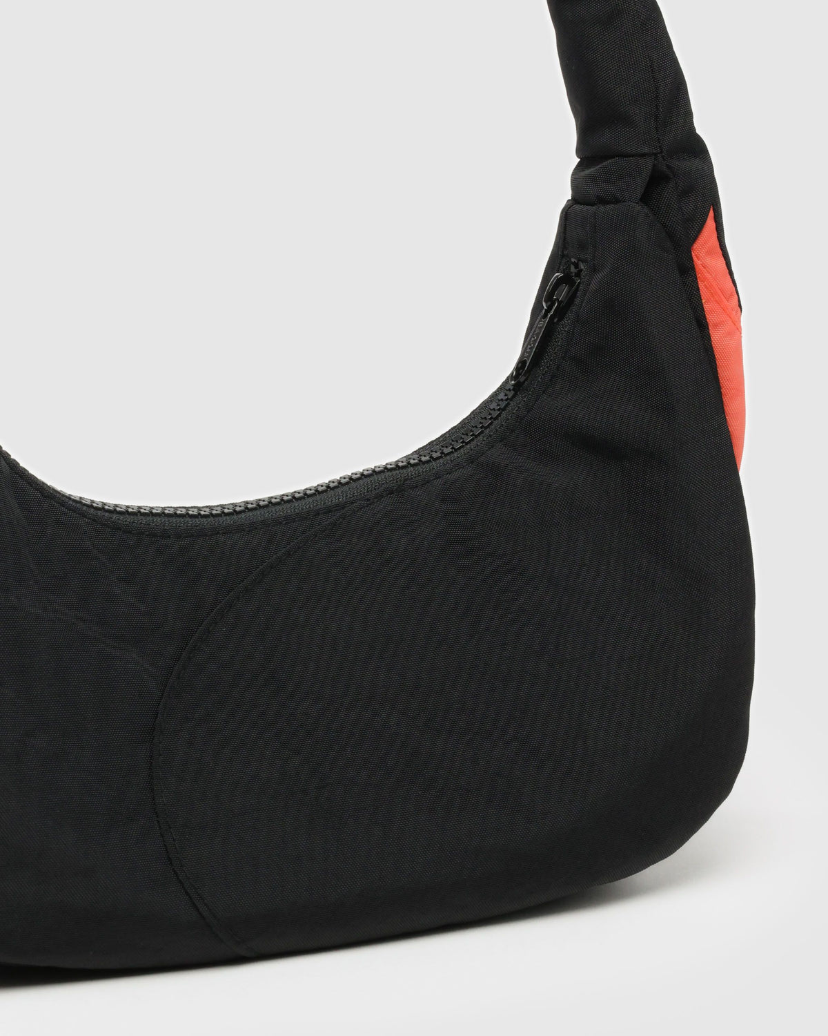 SWAN BAG - US 9850