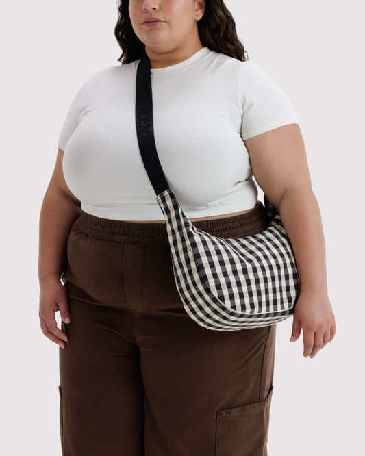 MEDIUM NYLON CRESCENT BAG - US 3807