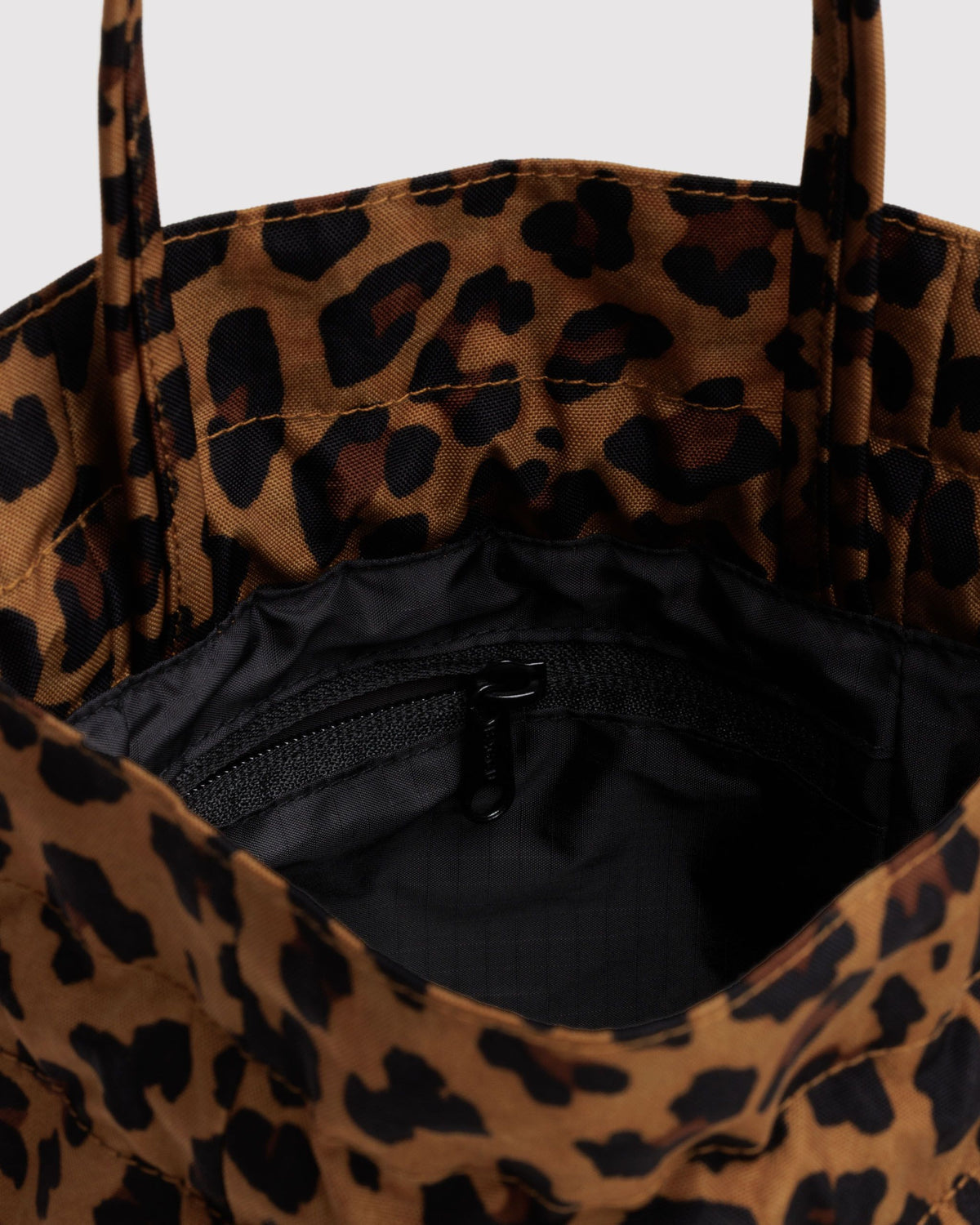 NYLON DRAWSTRING BAG - US 7350