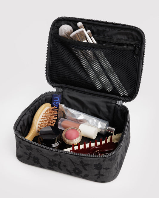 SMALL COSMETIC CASE - US 7470
