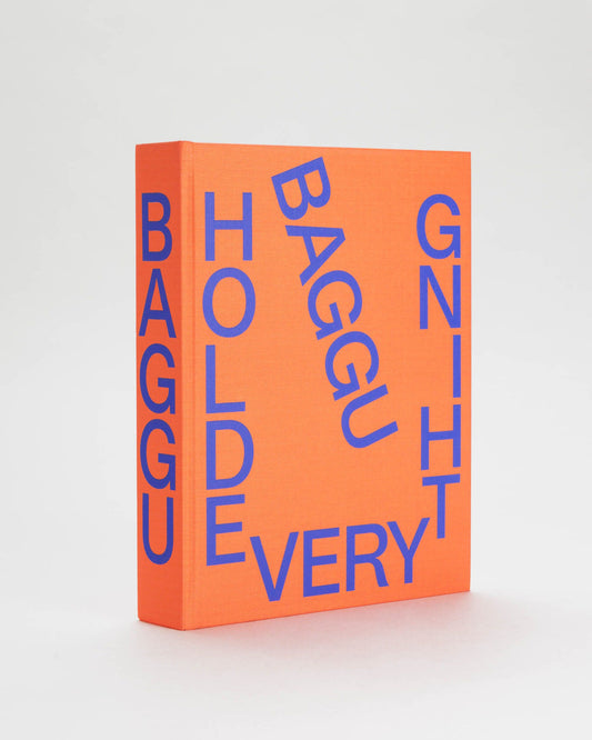 HOLD EVERYTHING: 15 YEARS OF BAGGU - US 5810