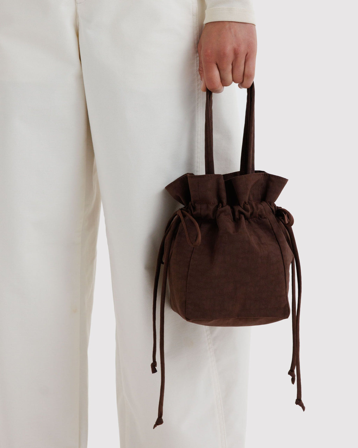 NYLON DRAWSTRING BAG - US 2077