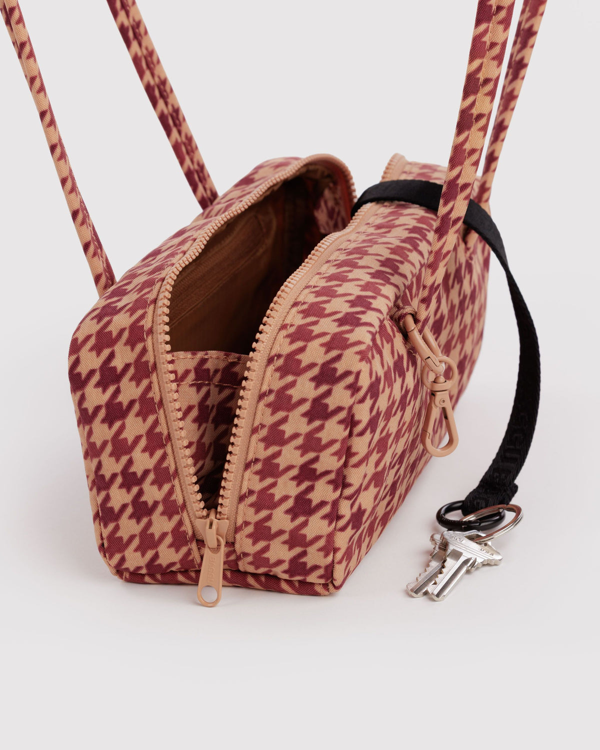 SMALL NYLON BOWLER BAG - US 8220