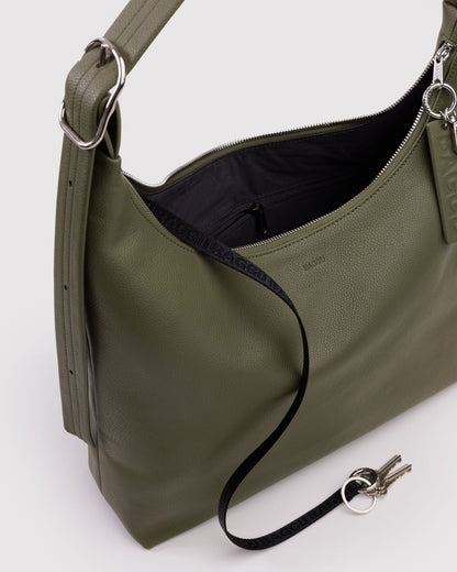RECYCLED LEATHER SHOULDER BAG - US 7205