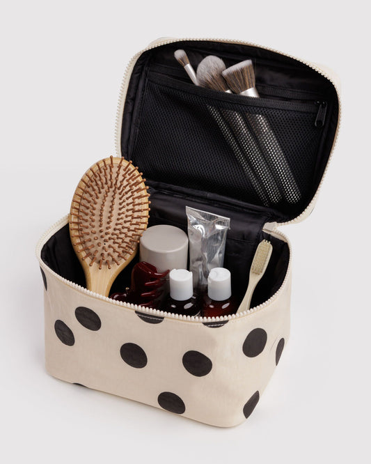 LARGE COSMETIC CASE - US 8918
