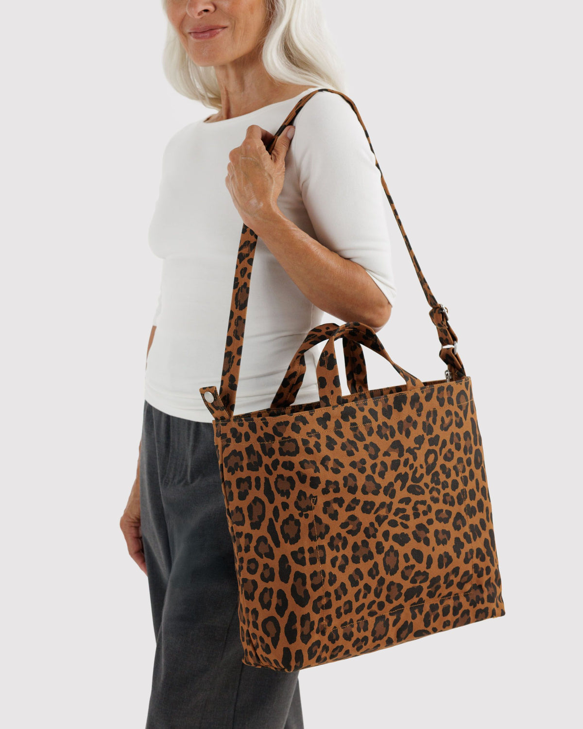 HORIZONTAL ZIP DUCK BAG - US 4688