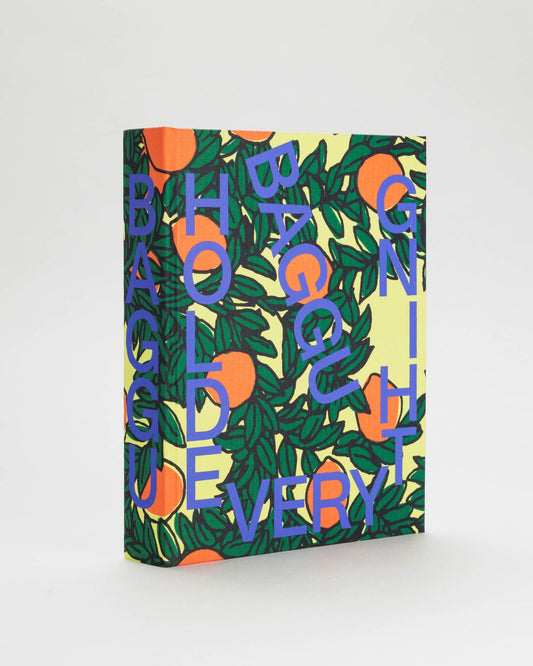 HOLD EVERYTHING: 15 YEARS OF BAGGU - US 8668