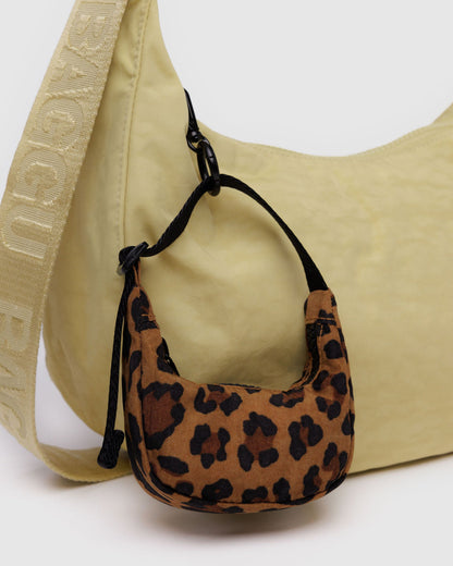 CRESCENT BAG CHARM - US 3330