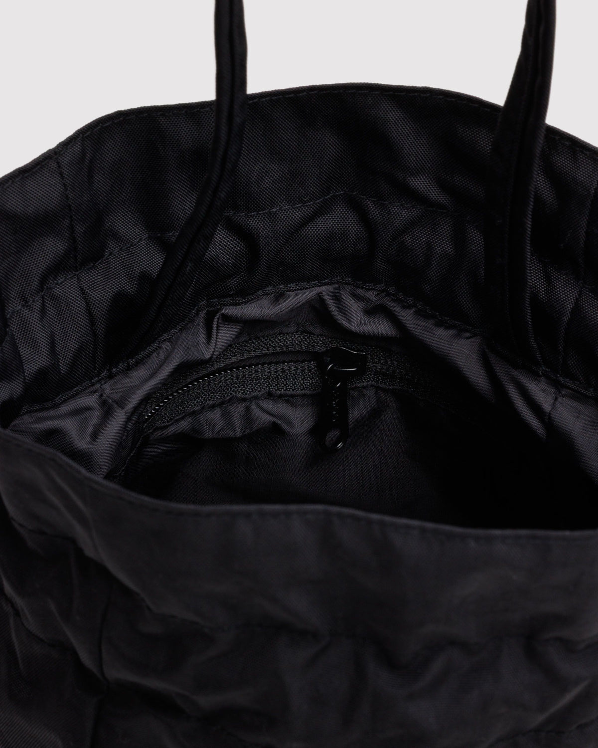 NYLON DRAWSTRING BAG - US 8181