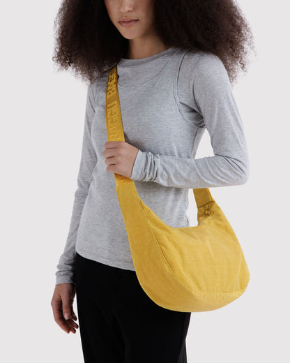 MEDIUM NYLON CRESCENT BAG - US 6113