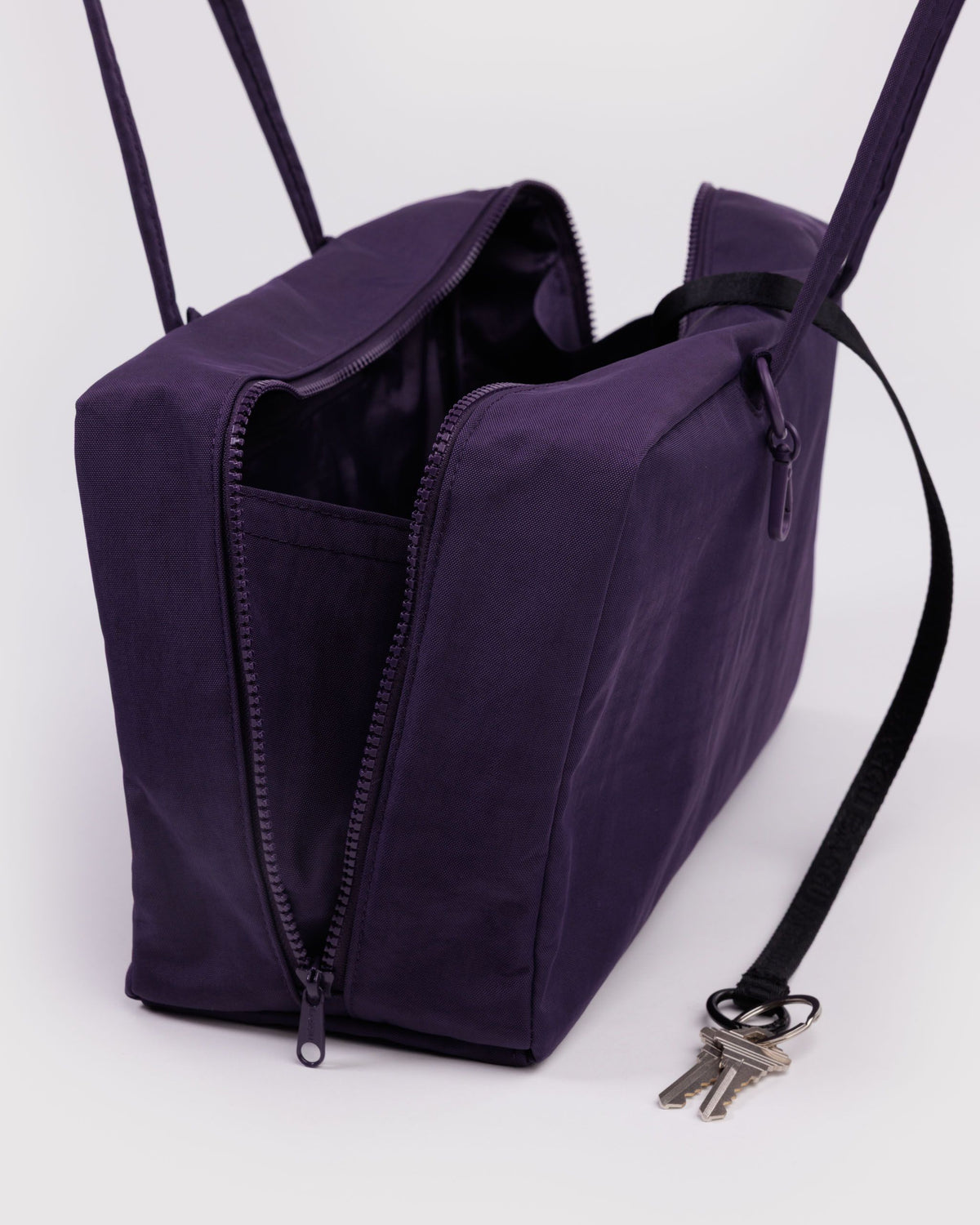 MEDIUM NYLON BOWLER BAG - US 6163